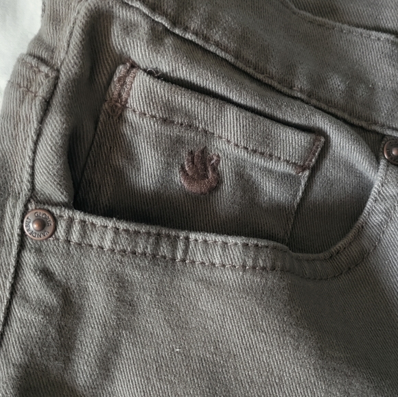 Gloria Vanderbilt Amanda Short Cut Jeans - Picture 7 of 8